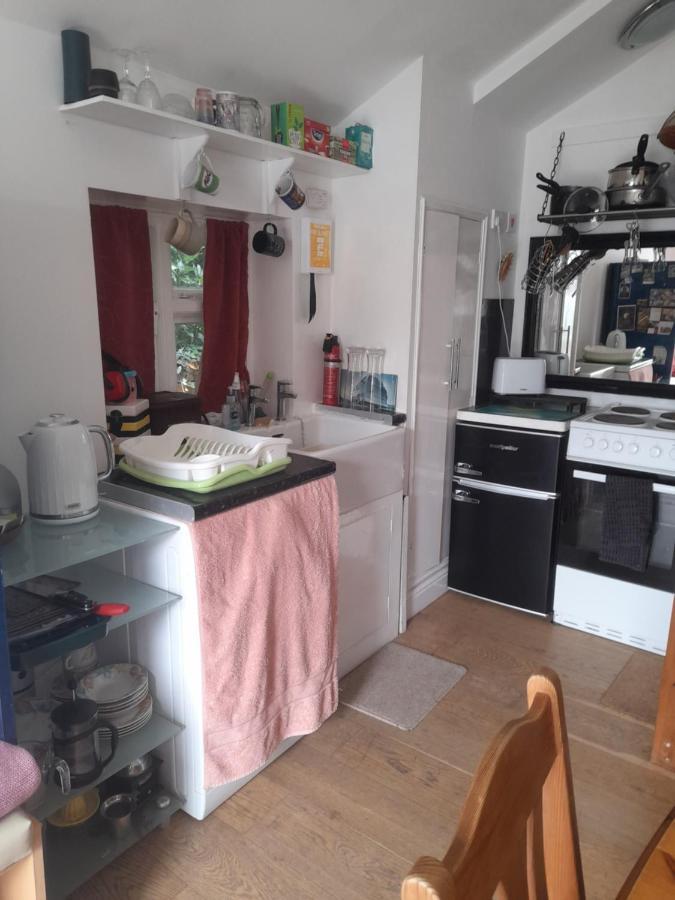 Janet Hale Studios, Garden Apartment Glastonbury Extérieur photo